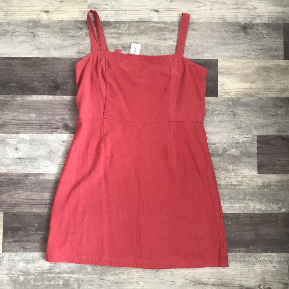 Kendall and Kylie dress